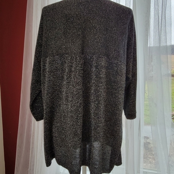 NWT Designer Originals Black/Silver Sparkle Cardigan Size 1X - Picture 3 of 9